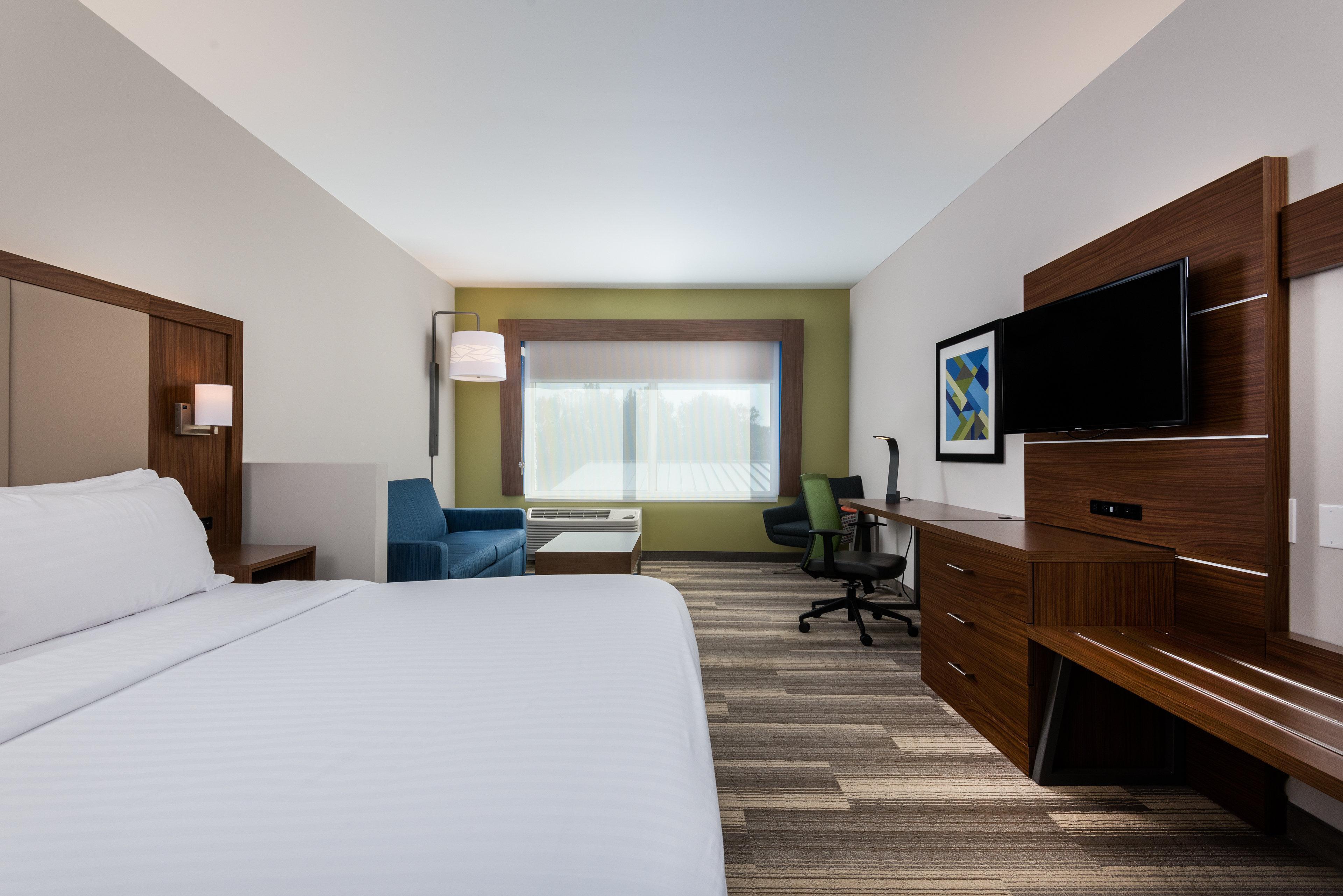 Express Queensbury-lake George Area By Ihg Hotel 3*